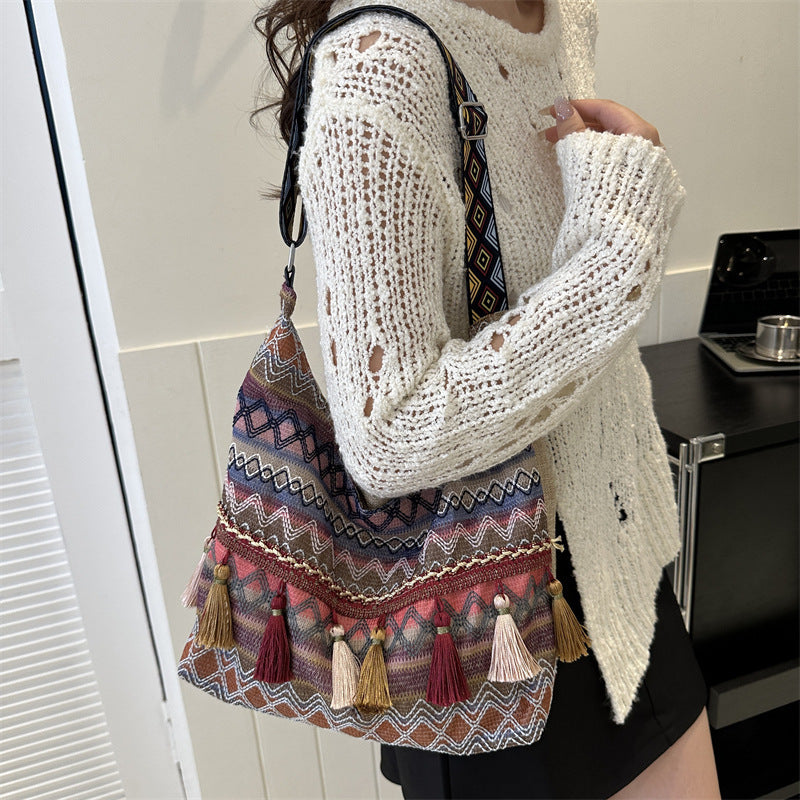 LunWeave Retro Ethnic Shoulder Tote – Colorful Boho Crossbody Bag, Red / Blue / Orange