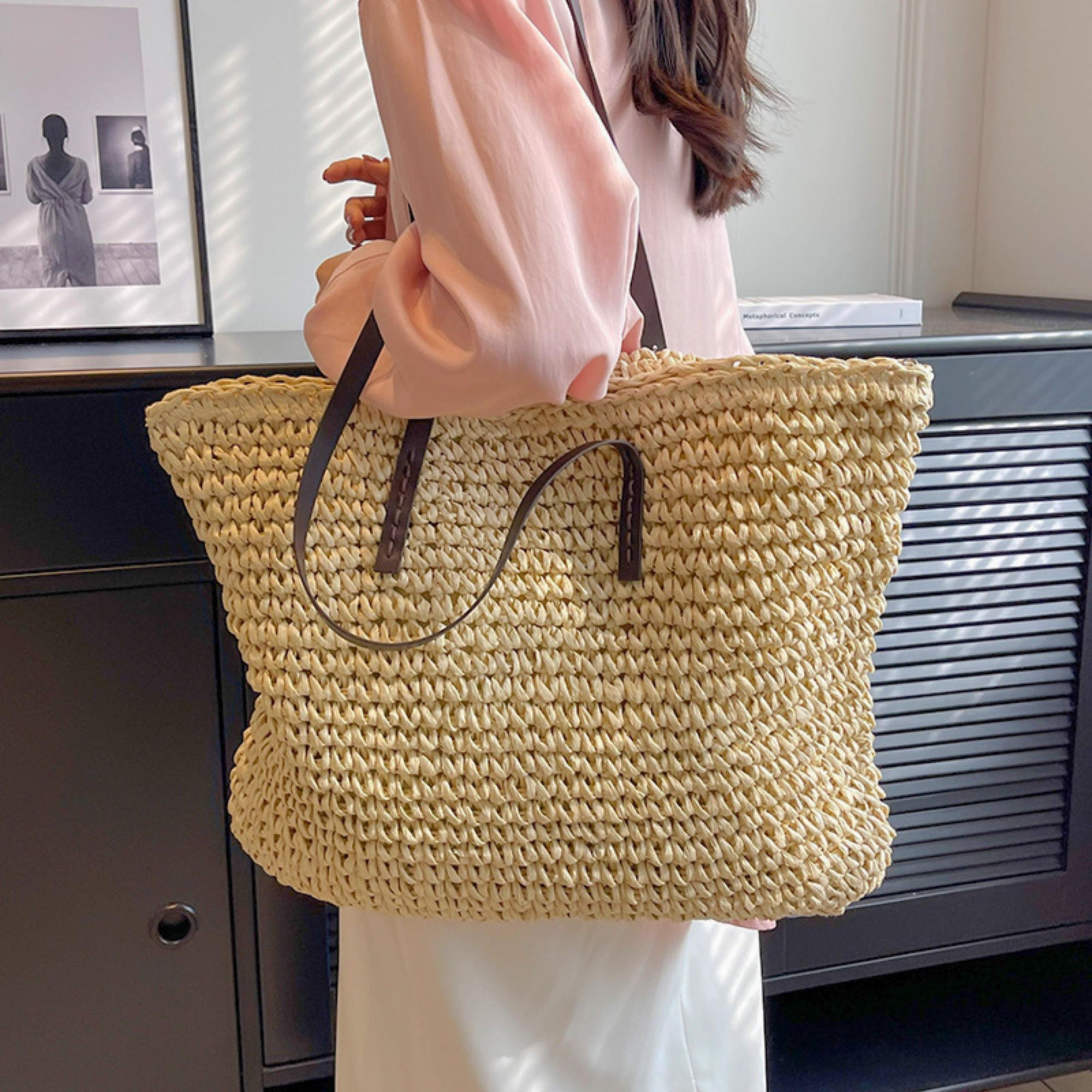 Summer Woven Tote Bag for Women with Zipper – Large Capacity Beach Shoulder Bag – Boho Handmade Straw Purse