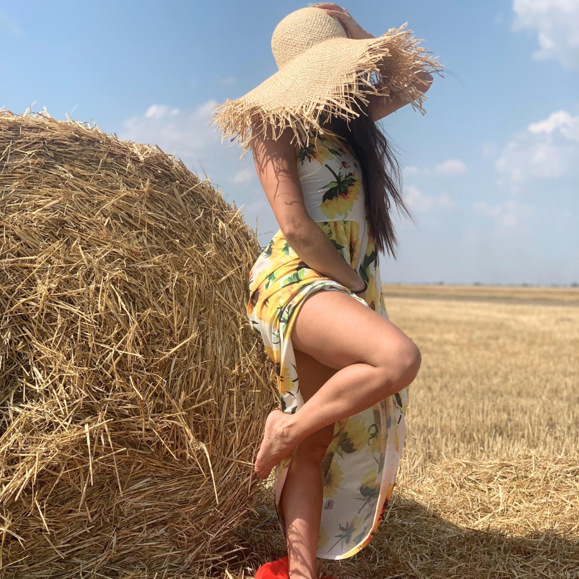 Handmade Wide Brim Straw Hat - Natural Raffia Sun Cap for Women - Oversized Beach Hat for Summer Vacations